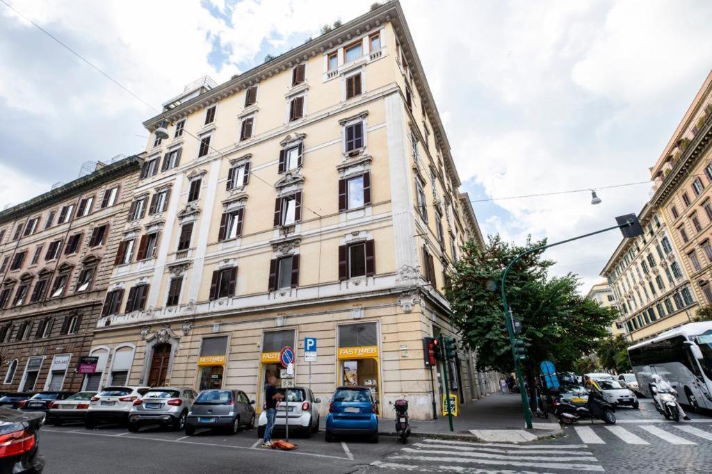 Virgilio Apartment Рим Екстериор снимка